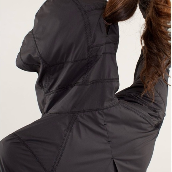 Lululemon Get Up And Glow Jacket Reflective 360 Sea Stripe Mint Moment Black 6 - Picture 7 of 16